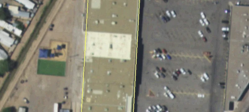 Retail Space with High Visibility