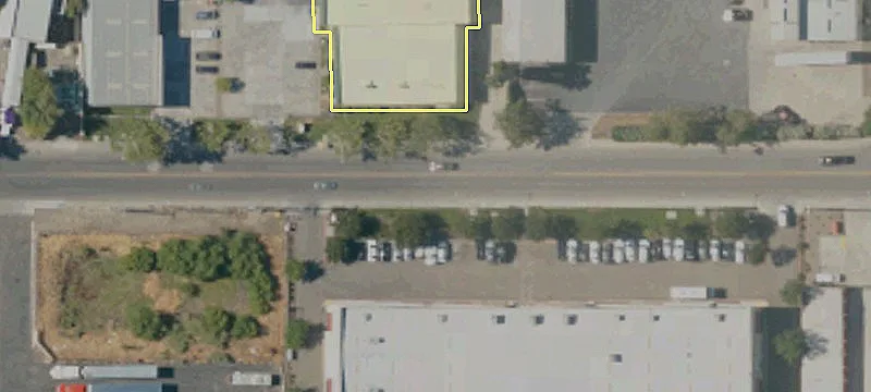Tracy Warehouse with I-205 Visibility