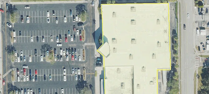 Retail Space in Colonial Plaza