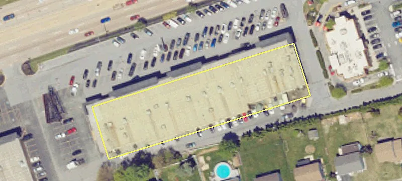 Retail Space in Maple Village