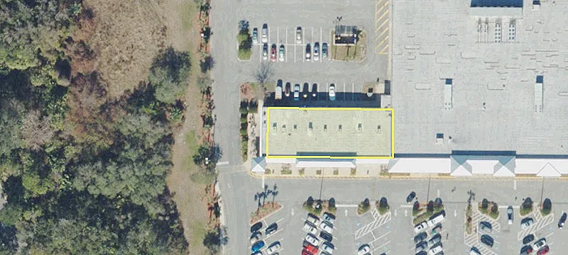 Retail Space in Publix-Anchored Center