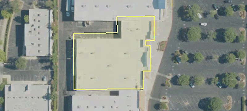Hanford Retail Anchor Space Available