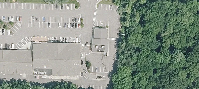 Retail Space in Smithfield Commons
