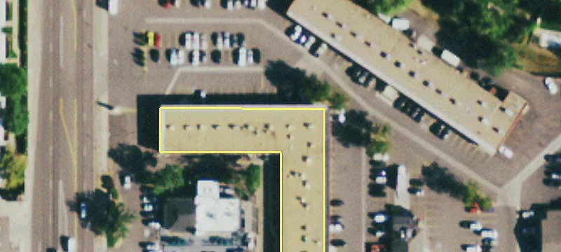 Retail Space in Ralston Plaza