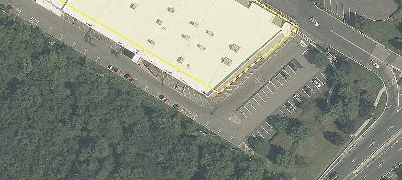 Retail Space in Brick Commons