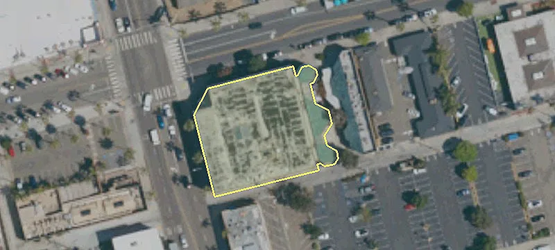 Prime Coastal Retail Opportunity
