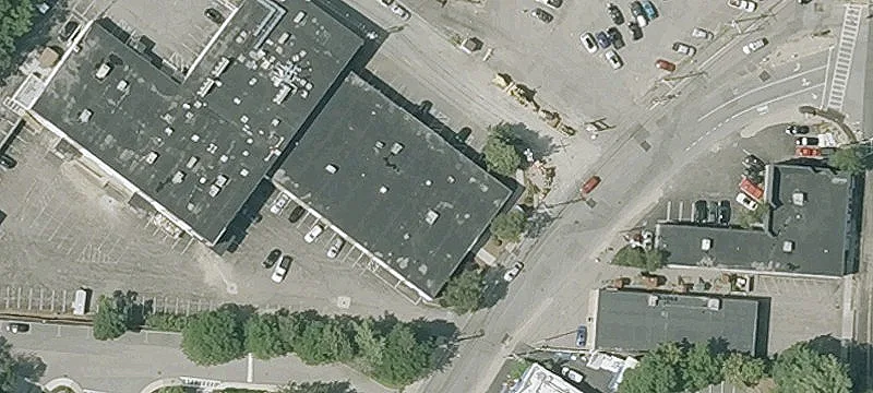 Equipped Lab and Office Space