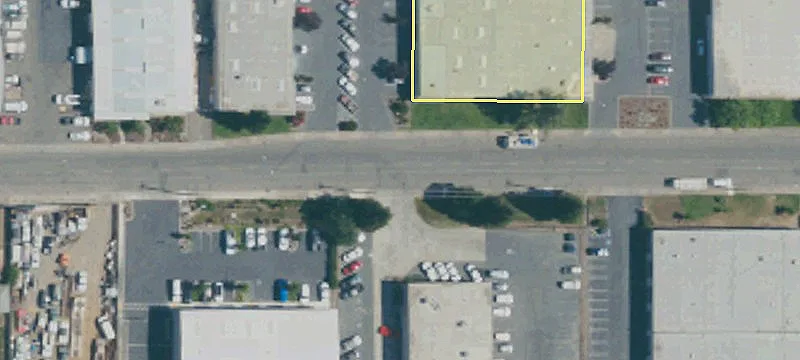Sacramento Warehouse with Fenced Yard