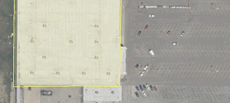 Retail Space in Lake Park