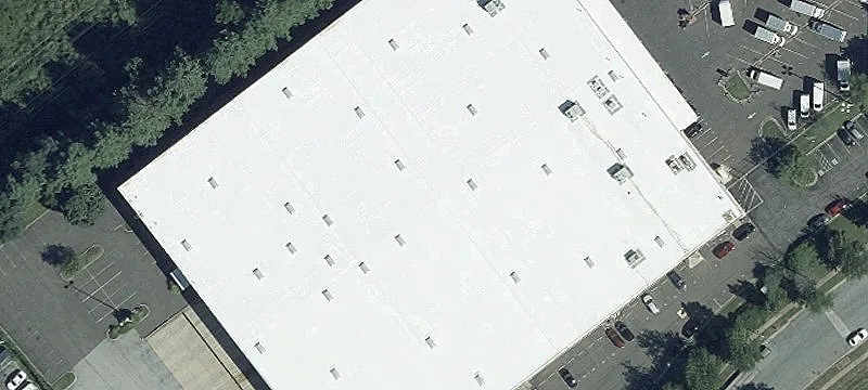 Spacious Warehouse with Secured Outdoor Storage
