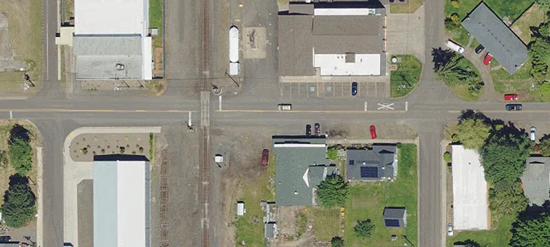 Tangent Warehouse Near Interstate 5