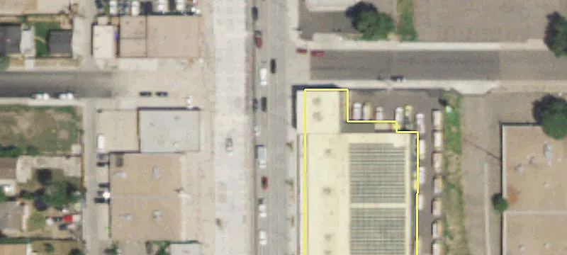 Freestanding Denver Building with Yard