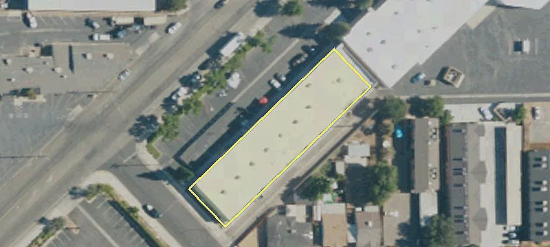 Clovis Retail Storefront Warehouse Space