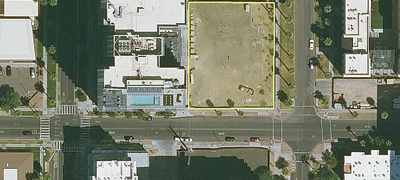 Retail/Office Space with Patio