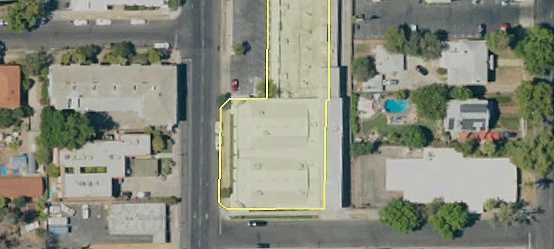 Tower District Retail Space Available