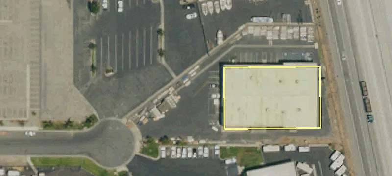 Highway 99 Frontage Space