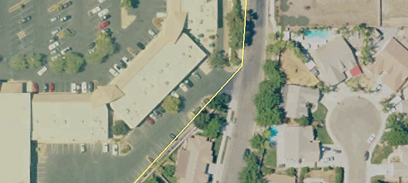 Retail Space in Visalia, CA