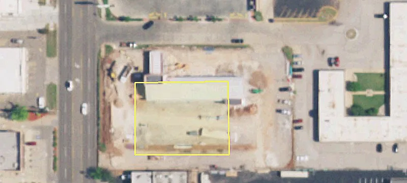 Retail Space with High Visibility