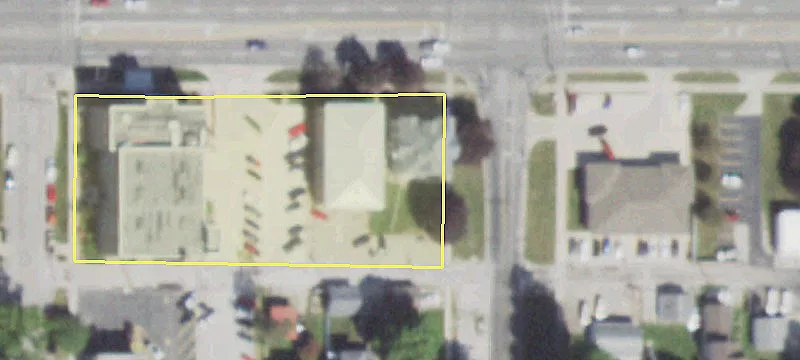 Retail Building in Mattoon, Illinois