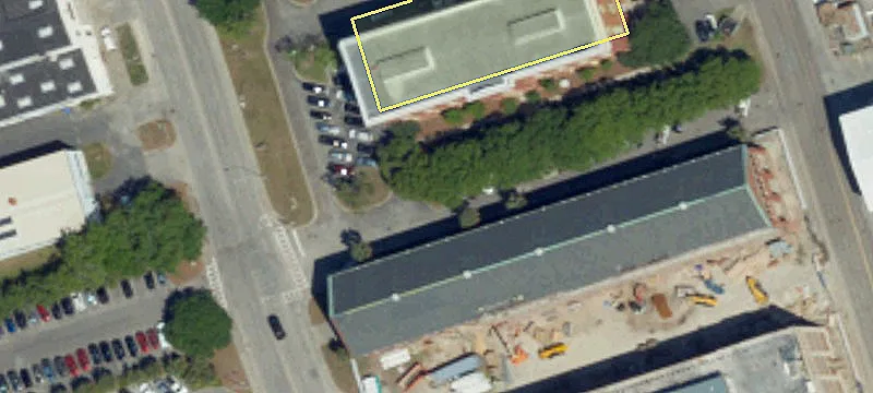 Office Building Near Charleston Amenities