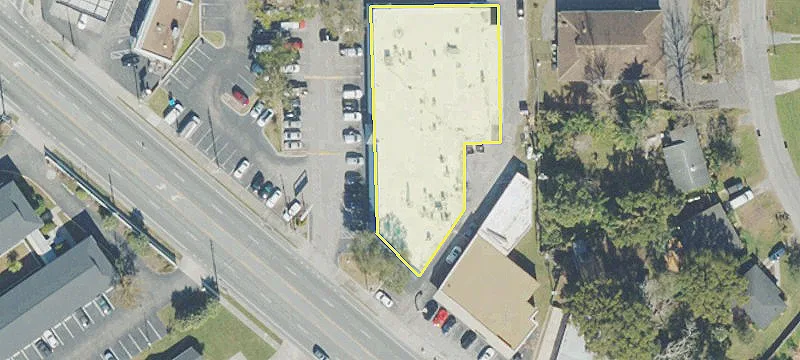 Retail Space on Edgewater Drive