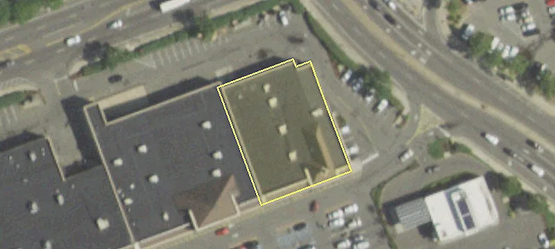Retail Space in Hempstead, NY