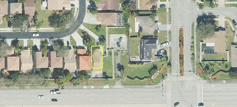 Retail Space on Hillsboro Boulevard