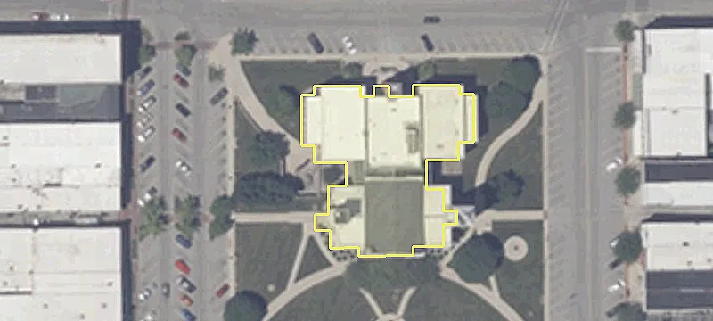 Retail Building Near Walmart