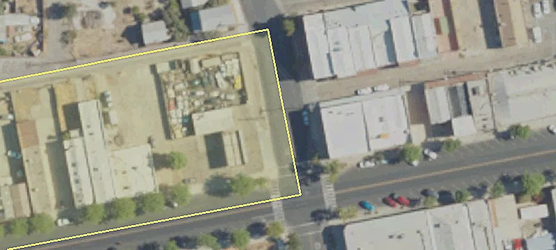 Downtown Hanford Retail/Showroom Space