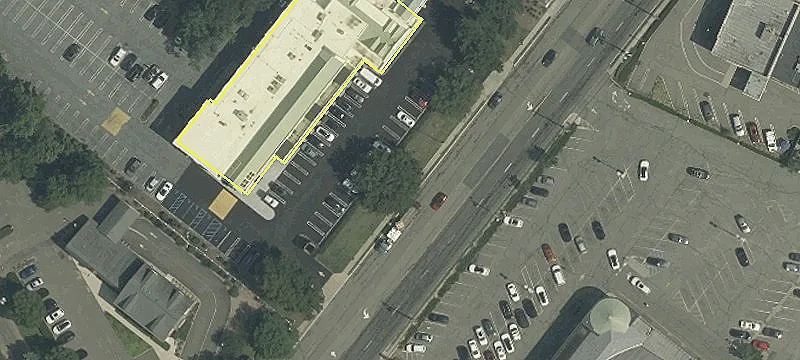 Retail Space Available For Rent