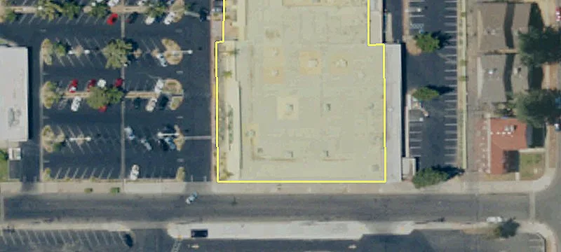Retail Space in Fresno Center