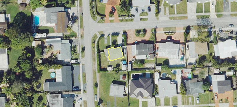 Doral Retail Buildings with Parking