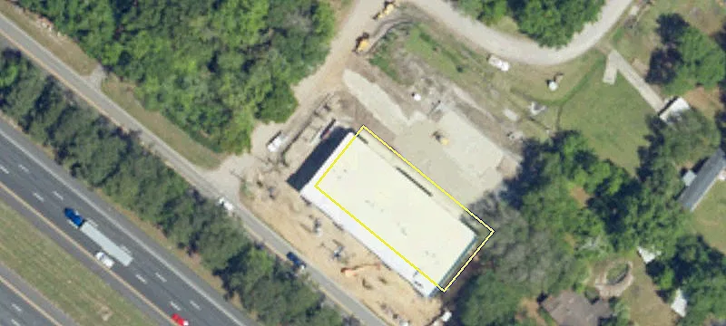 Road-Visible Warehouse Space Available