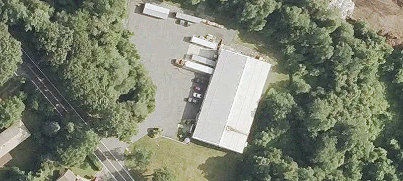 Warehouse with Office and Generator