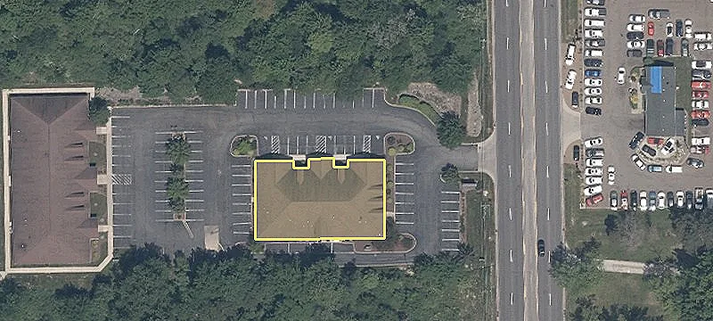 Well-Maintained Medical/Office Building For Rent