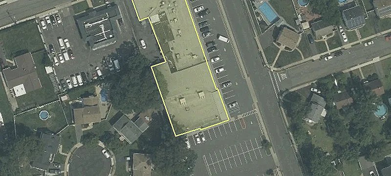 Prime Retail and Office Space