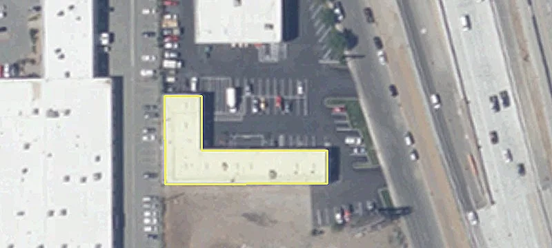 Retail/Warehouse Space with Freeway Frontage