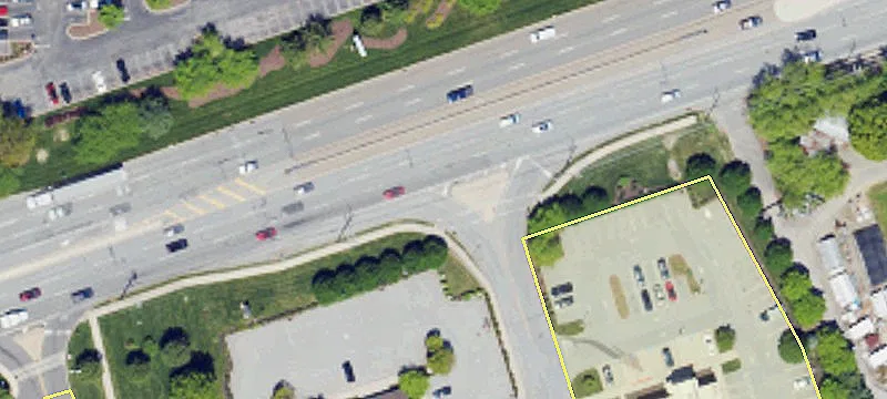 Upscale Retail Destination For Lease