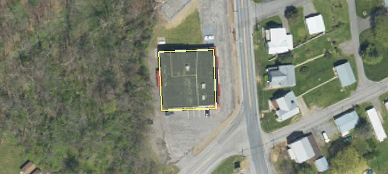 Freestanding Retail Building in Middleburg
