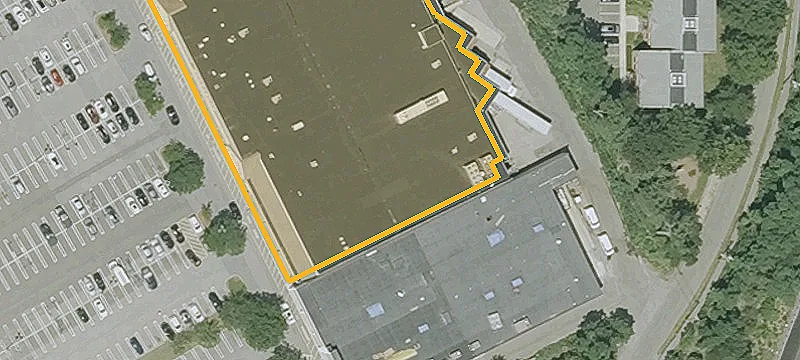 Retail Space in Danvers Plaza