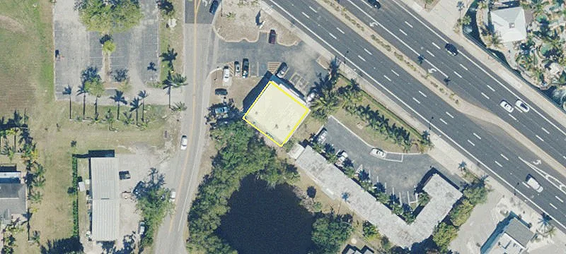 Retail Space on Tamiami Trail
