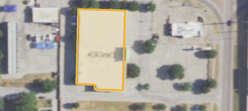 Retail Property Near Regional Mall