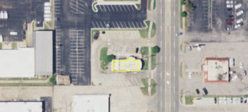 Retail Space South of I-40