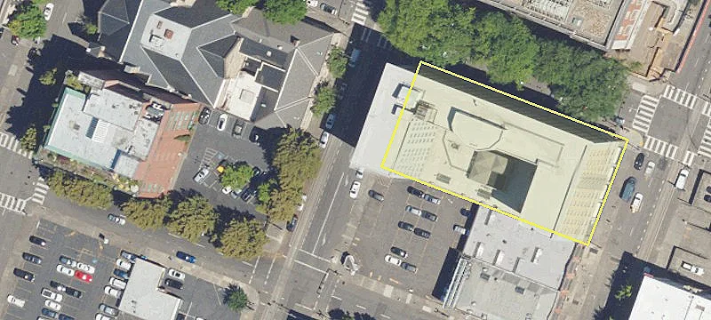 Eight-Story Office Building Near Courthouse