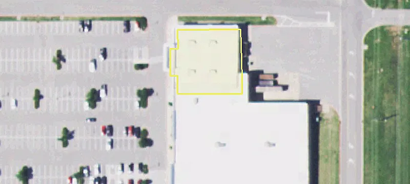 Dominant Retail Center For Sale