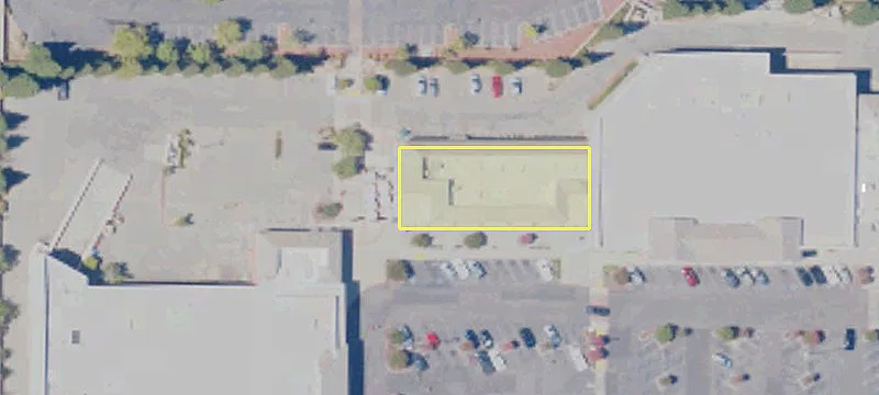 Retail Space in Roseville Center