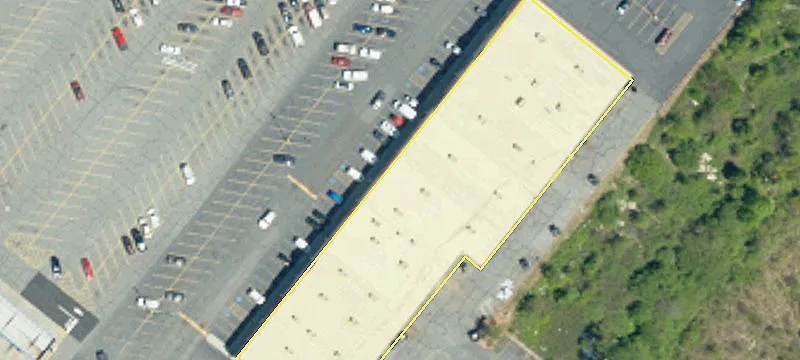 Retail Space in Greenville Center