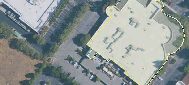 Renovated Flex Space with Amenities