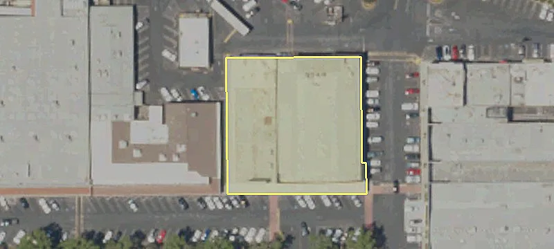 Retail Space in Lifestyle Center