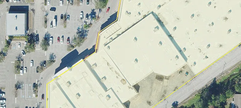 Retail Space in Bradenton Corridor